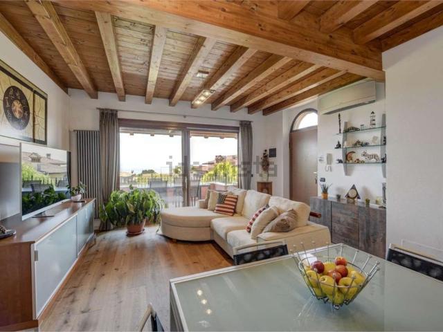 Casa in vendita a Lonato, Lombardia