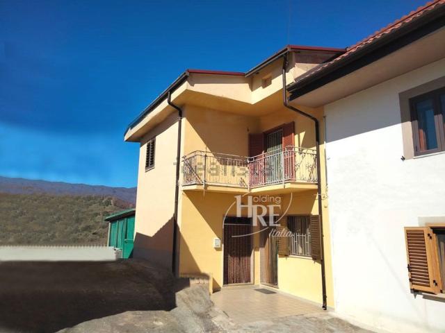 Casa in vendita a Calabria, Cosenza