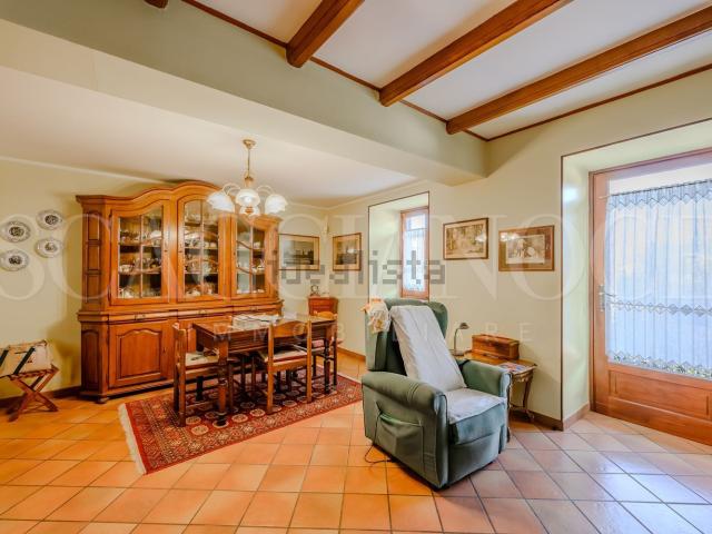 Casa in vendita a Valdilana, Piemonte