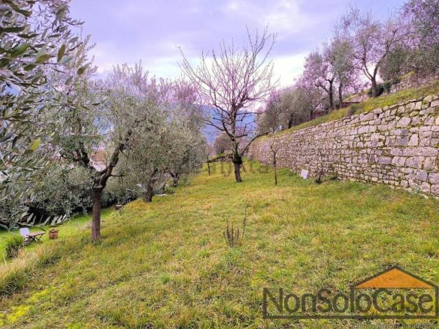 Casa in vendita a Vaiano, Toscana