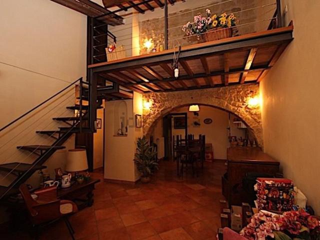 Casa in vendita a Unione di Comuni Montani Colline del Fiora, Sorano