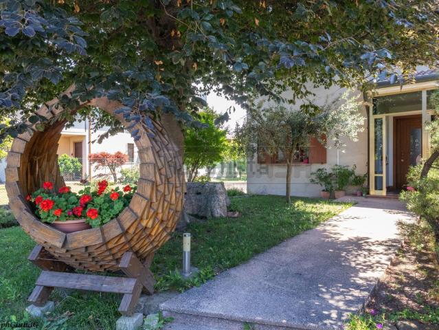 Casa in vendita a Passo di Riva, Dueville