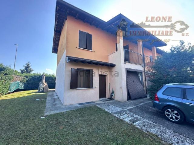 Casa in vendita a Carbonara al Ticino, Pavia