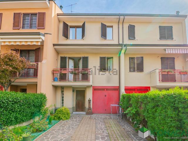 Casa in vendita a Cascina Biassano, Peschiera Borromeo
