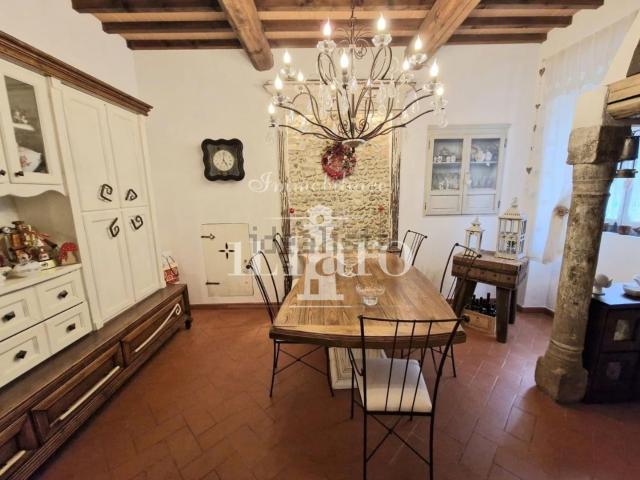 Casa in vendita a Santa Maria a Colonica, Prato