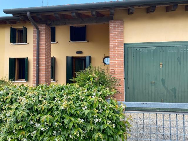 Casa in vendita a Caselle de' Ruffi, Villanova Di Camposanpiero