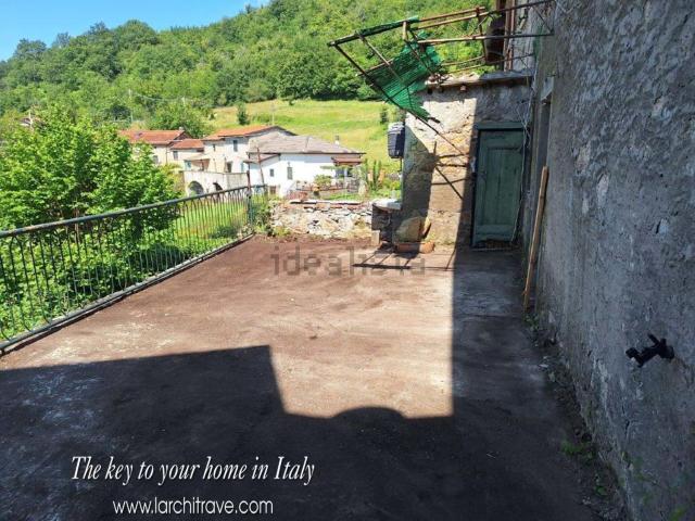 Casa in vendita a Unione di comuni Montana Lunigiana, Comano