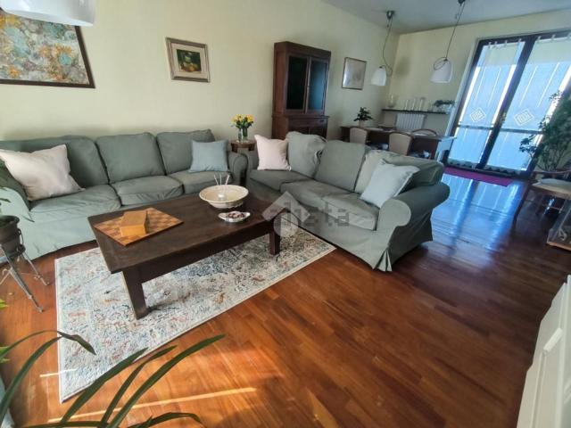 Casa in vendita a Mediglia, Lombardia