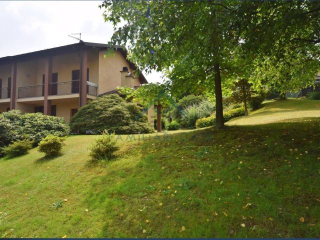Casa in vendita a Bodio Lomnago, Lombardia