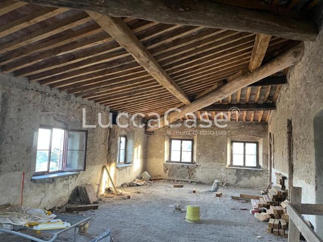 Casa in vendita a San Quirico di Moriano, Bagni Di Lucca Ponte