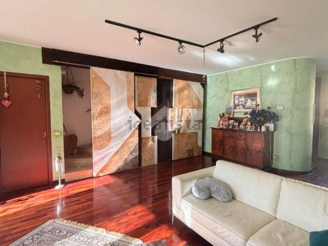 Casa in vendita a Milano 3, Basiglio