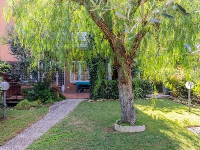 Casa in vendita a Axa, Roma Capitale