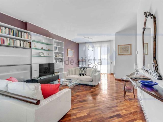 Casa in vendita a Ospiate, Bollate