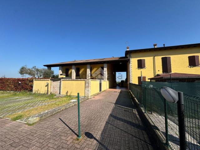 Casa in vendita a Val d’Enza, Re