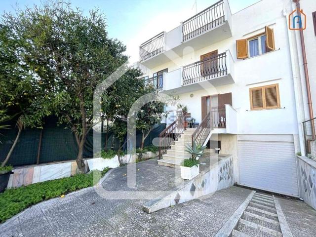 Casa in vendita a Puglia, Bari