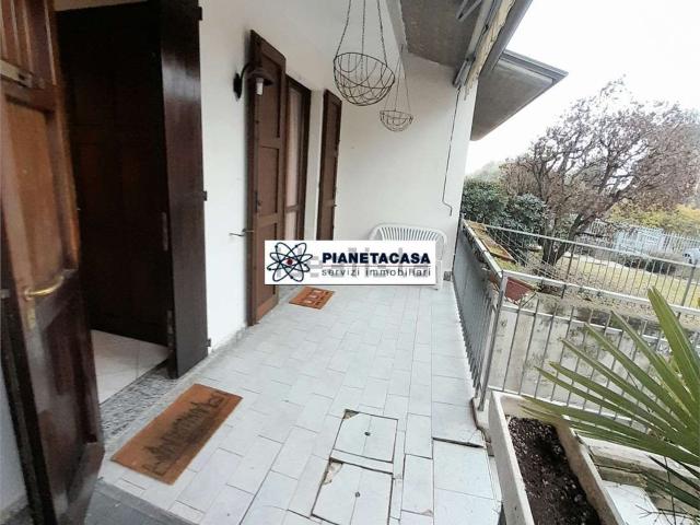 Casa in vendita a Brembate, Lombardia