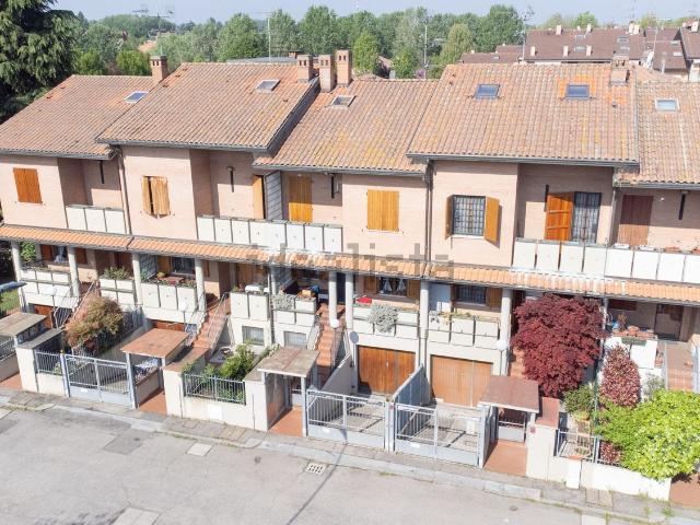 Casa in vendita a Unione Terre di Pianura, Granarolo Dell'emilia