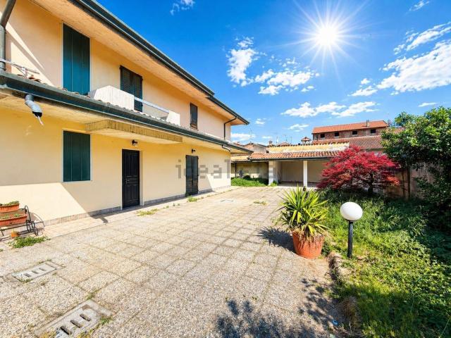 Casa in vendita a Comezzano-Cizzago, Comezzano