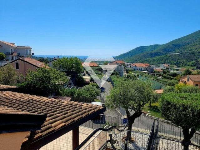 Casa in vendita a Dari, Toirano