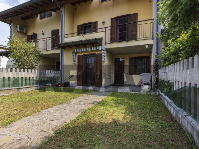 Casa in vendita a Sacconago, Busto Arsizio