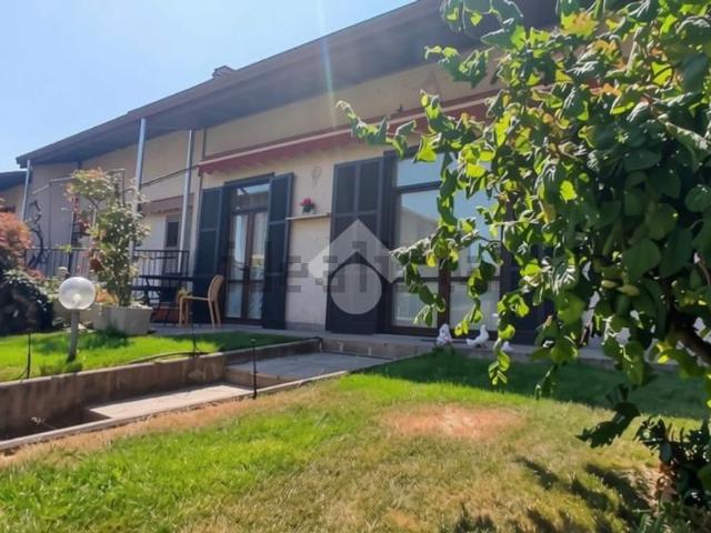 Casa in vendita a Lonate Pozzolo, Lombardia