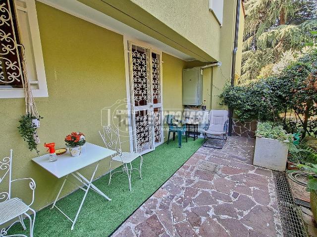 Casa in vendita a Arese, Milano