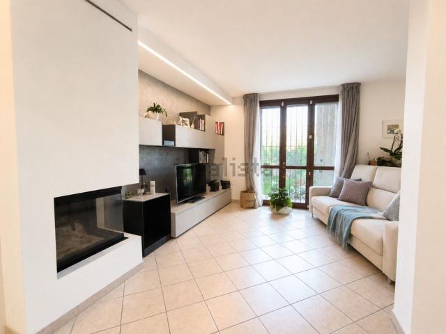 Casa in vendita a Cantone, Agliana
