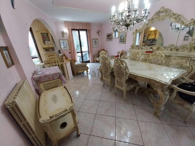 Casa in vendita a Brembate, Lombardia