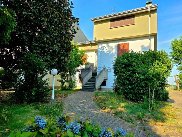 Casa in vendita a San Secondo Parmense, Parma