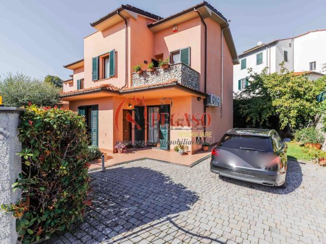Casa in vendita a Uzzano E Castello, Toscana