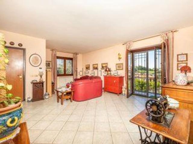 Casa in vendita a Guidonia Montecelio, Roma Capitale