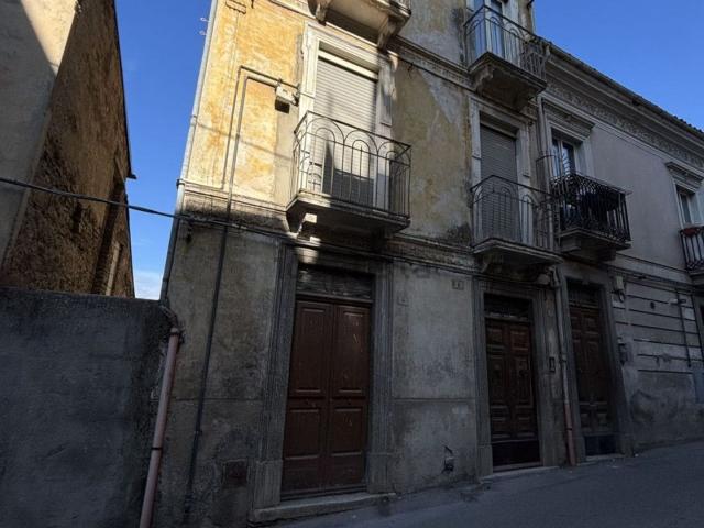 Casa in vendita a Pratola Peligna, L'Aquila