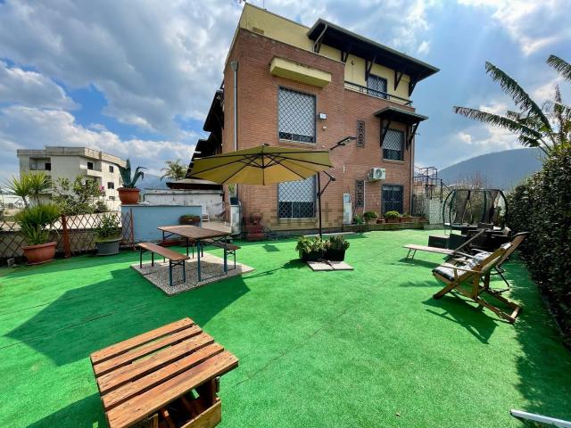 Casa in vendita a Santa Maria A Vico, Campania