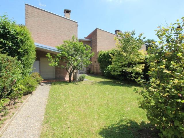 Casa in vendita a Lomazzo di Sotto, Lomazzo
