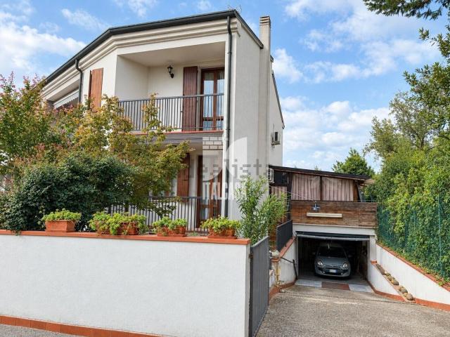 Casa in vendita a Frassino, Mantova