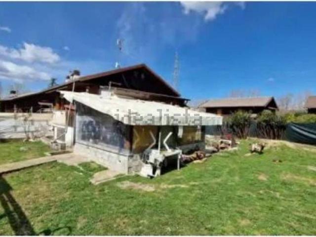Casa in vendita a Oricola, L'Aquila