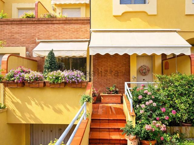 Casa in vendita a Unione di comuni Valmarecchia, Santarcangelo Di