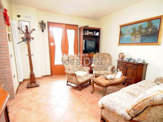 Casa in vendita a Revine Lago
