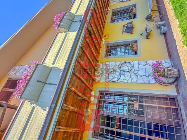 Casa in vendita a Pozzarello, Monsummano Terme