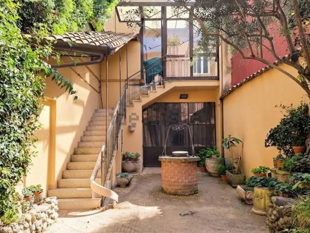 Casa in vendita a Infrangibile, Piacenza