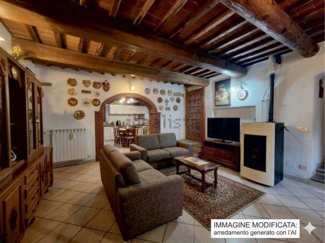 Casa in vendita a Subbiano, Toscana