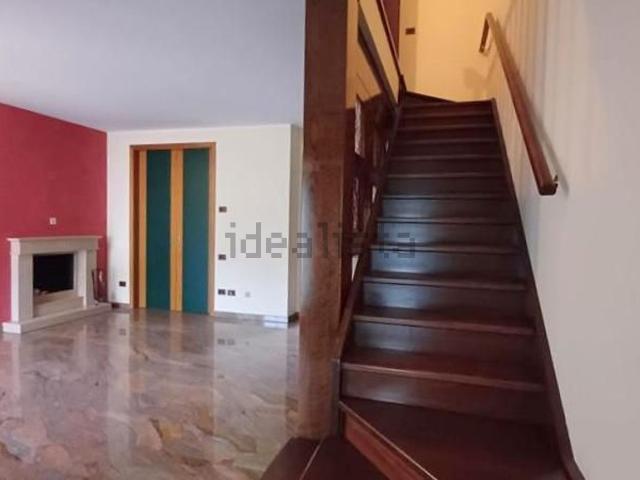 Casa in vendita a Lendinara, Veneto