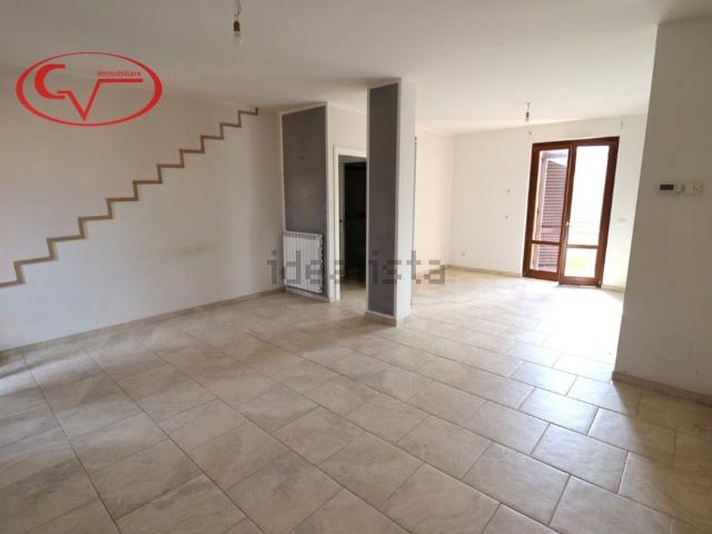 Casa in vendita a Montevarchi, Toscana