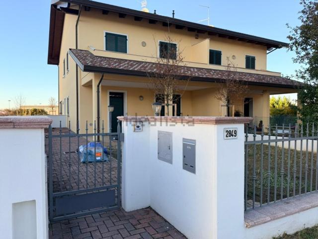 Casa in vendita a Unione dei comuni Valle del Savio, Cesenà