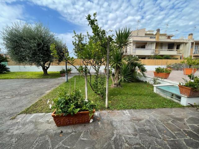 Casa in vendita a Terracina, Lazio