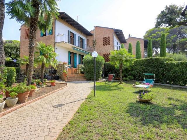 Casa in vendita a Quercianella, Livorno