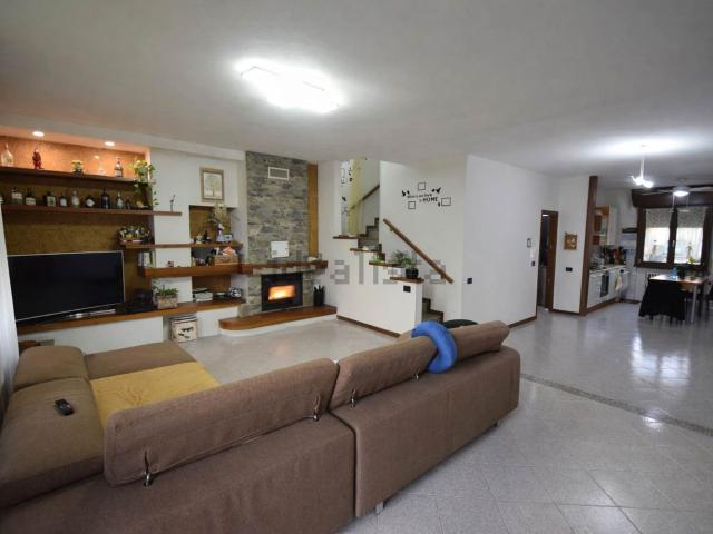 Casa in vendita a Caorso, Reggio Emilia
