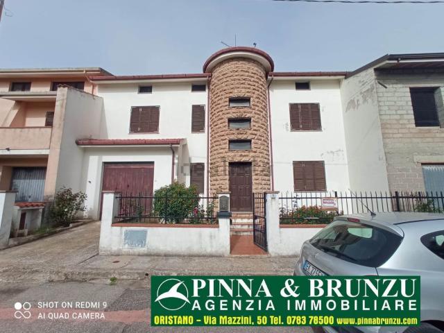 Casa in vendita a Ghilarza, Sardigna/Sardegna