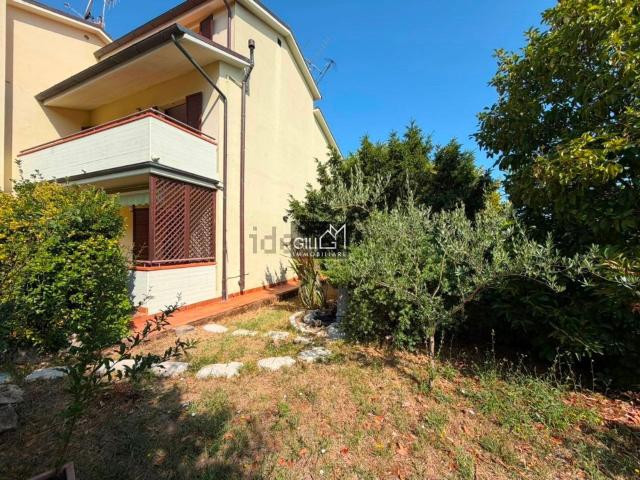 Casa in vendita a Villa Ceccolini, Pesaro