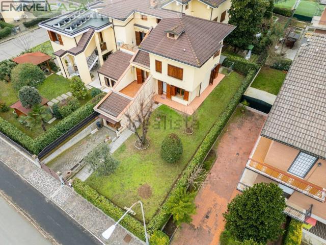 Casa in vendita a Unione dei comuni del Distretto Ceramico, Maranello